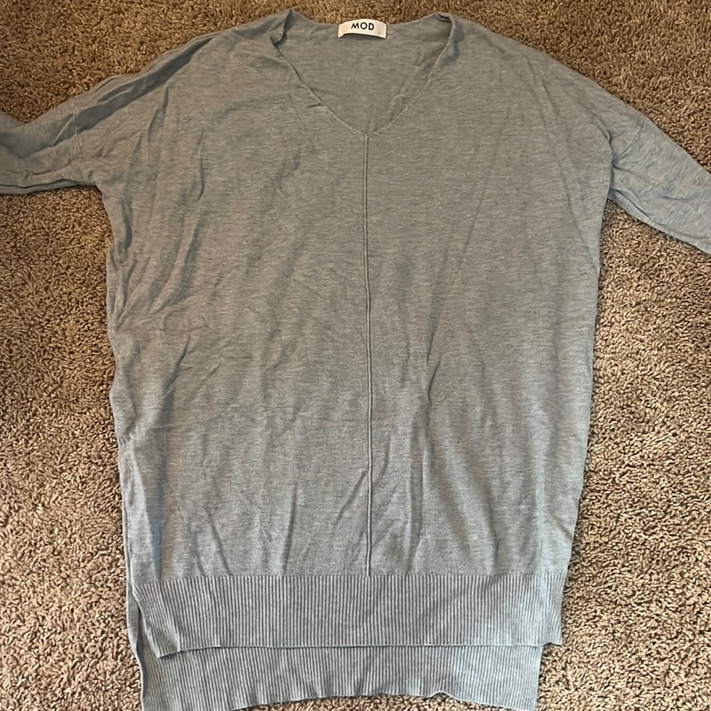Women’s Light Weight Sweater